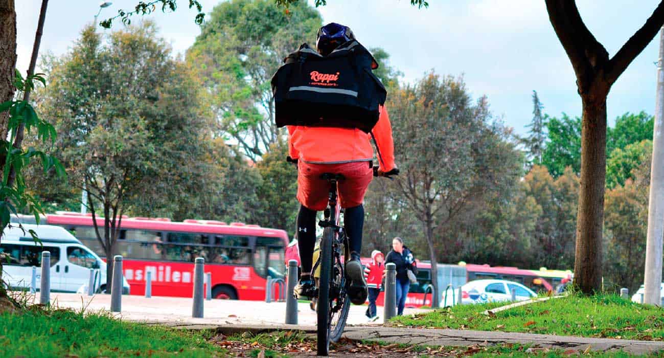 Food Delivery Startups Saving The Day For The Needy And The Heroes