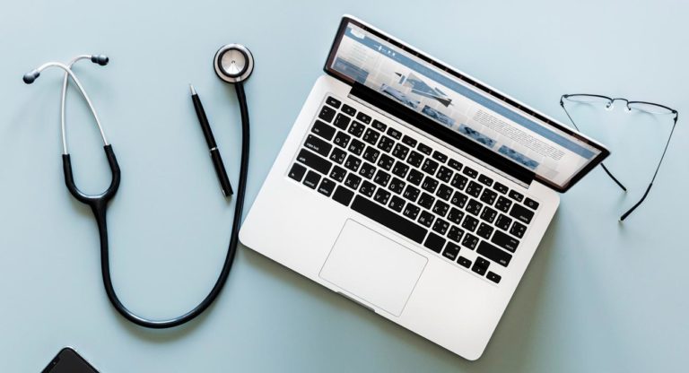 Need A Doctor? This Startup Offered A Free Chat Feature So You Can Talk...