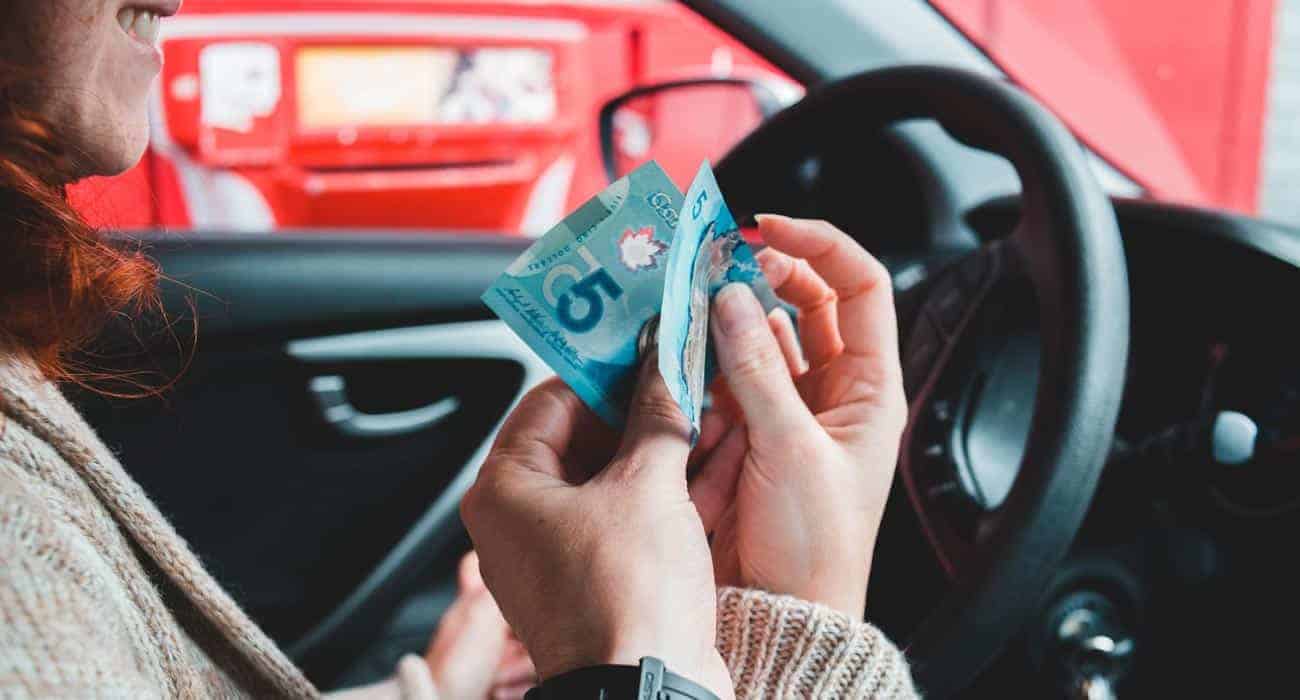 Colombian Loan Sharks Beware! R5 Connects Cars To Credit For Informal Workers
