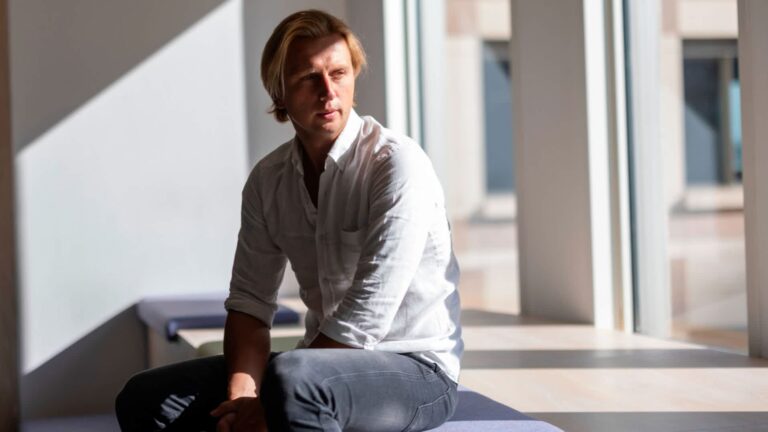 Investidor Reduz A Avaliação Da Revolut Em Us$ 5 Bilhões Em Meio A Atrasos Na Licença Bancária No Reino Unido